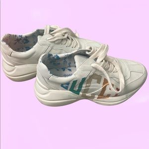 Gucci sneakers